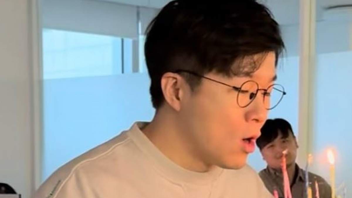 구독자 344만 유튜버 슈카월드, 비상계엄 옹호 논란…“아니다” 반박