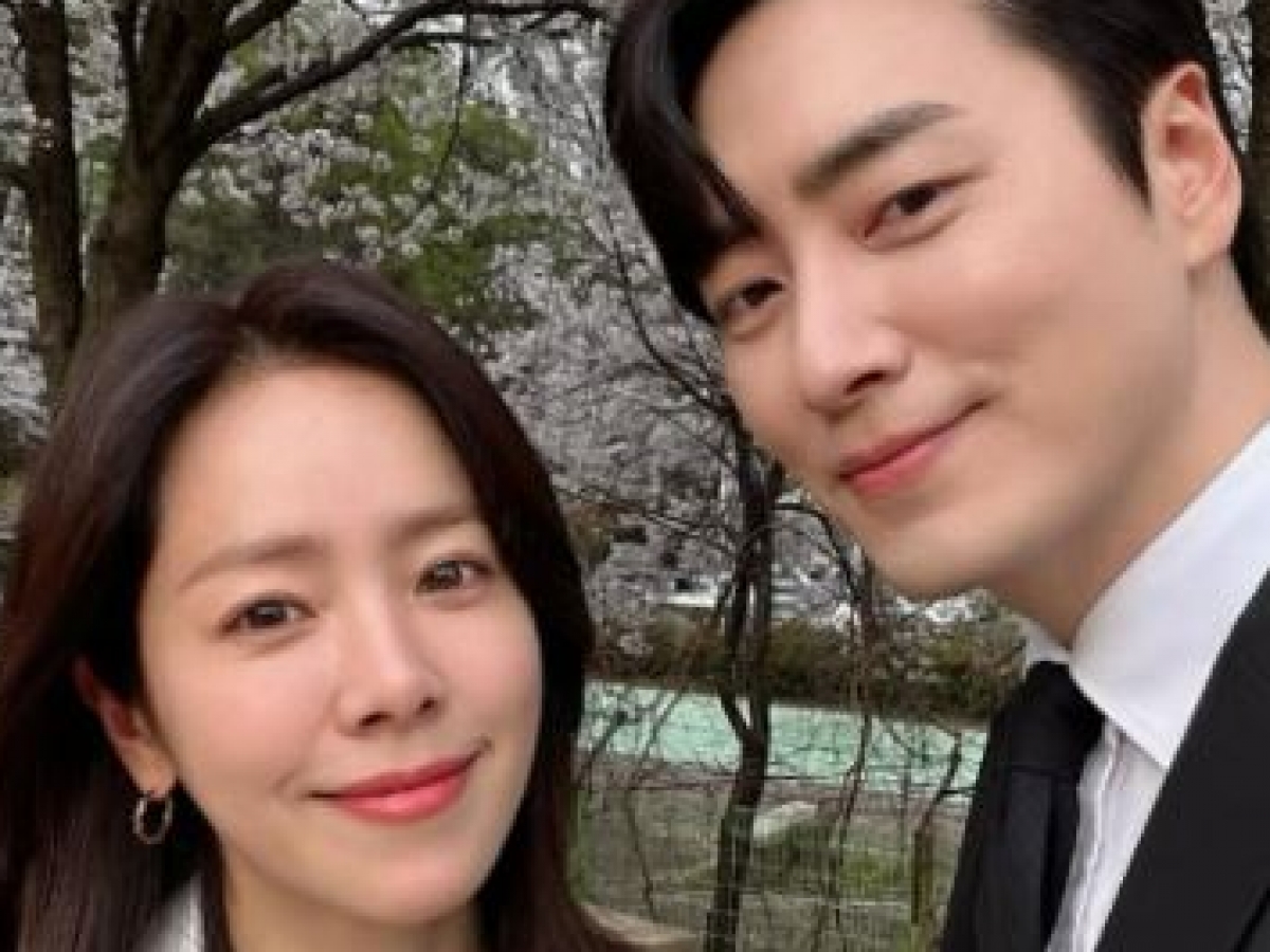 한지민,이준혁 키스 후 집밥 데이트 예고? 비주얼 커플의 설레이는 스틸컷 공개...