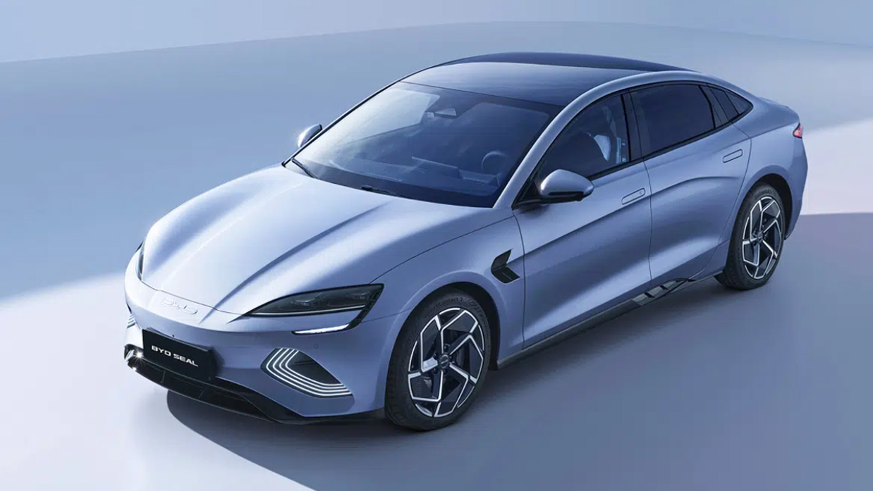 세계 챔피언의 굴욕, 결국 50% 폭탄 세일 꺼내 든 속사정